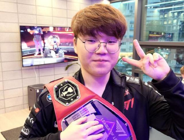 在欧洲足坛 在欧洲足坛